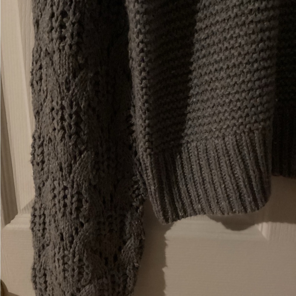 Sweater - Picture 2 of 5